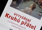 Nová publikace o vytváření kruhů přátel